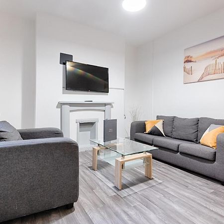 City Centre, Parking, Smart Tv'S In All Rooms Swansea Exterior foto