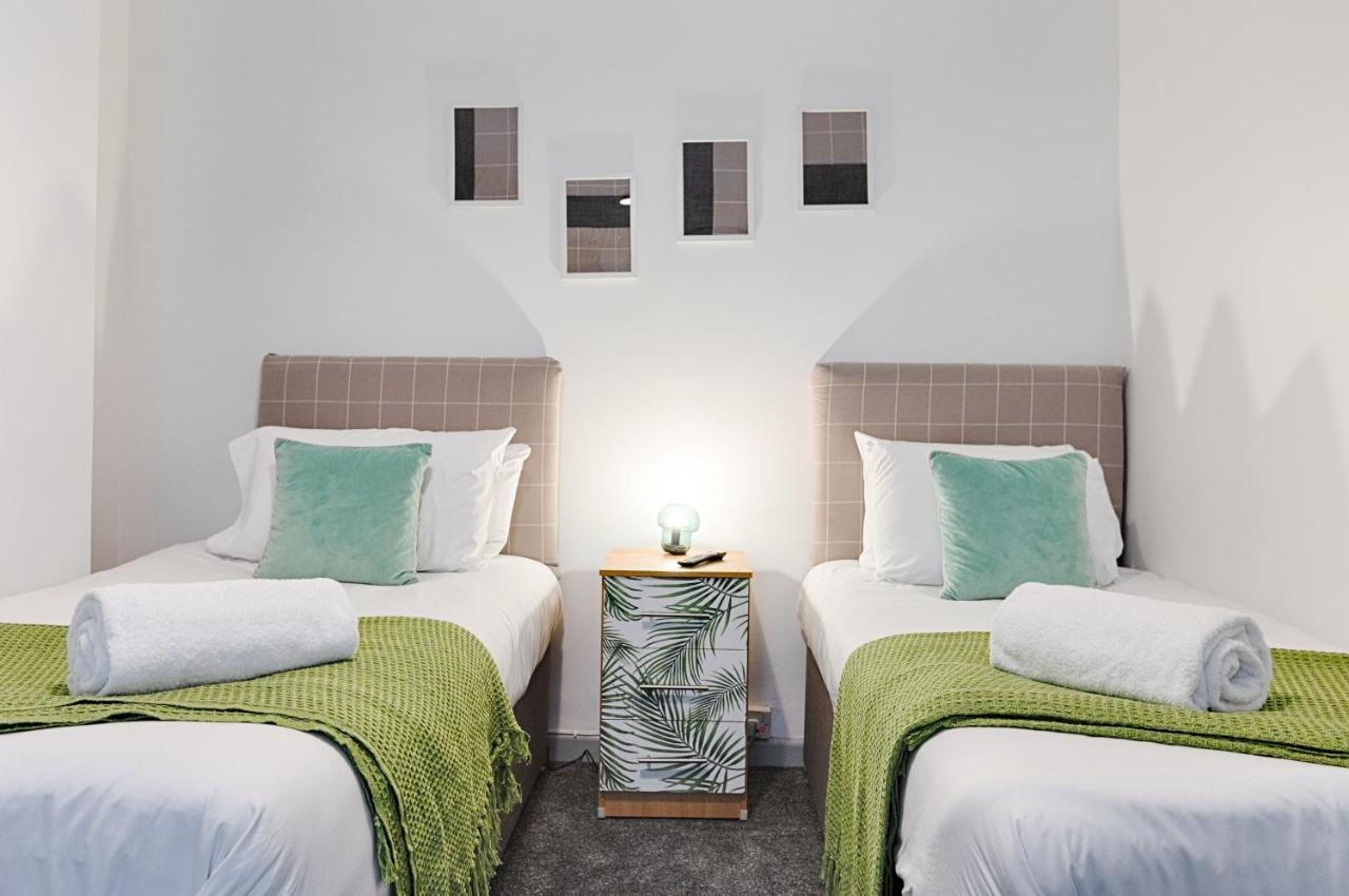 City Centre, Parking, Smart Tv'S In All Rooms Swansea Exterior foto