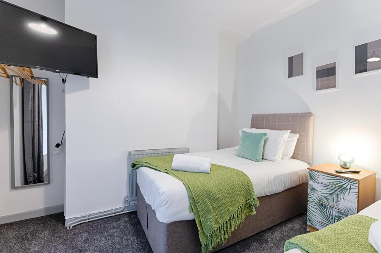 City Centre, Parking, Smart Tv'S In All Rooms Swansea Exterior foto